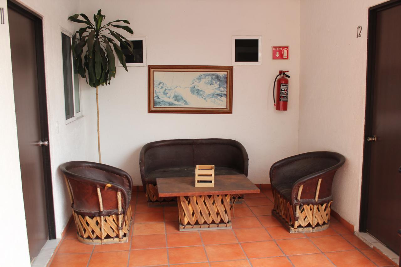 Hotel Villas Cuernavaca Темиско Экстерьер фото