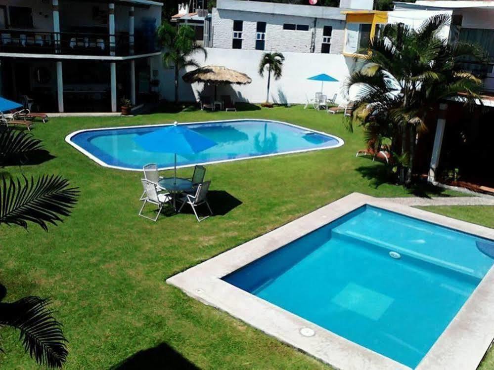 Hotel Villas Cuernavaca Темиско Экстерьер фото